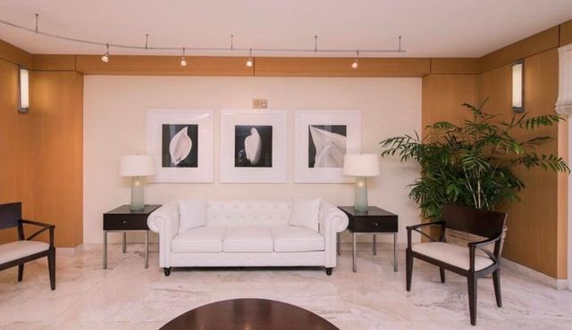 2080 S Ocean Drive Ph8, Hallandale Beach, FL 33009