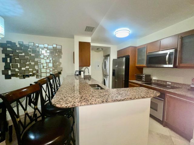 2080 S Ocean Drive Ph8, Hallandale Beach, FL 33009