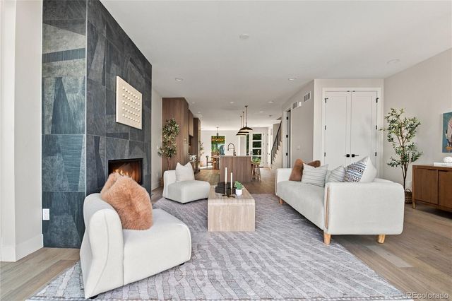831 S Washington Street, Denver, CO 80209