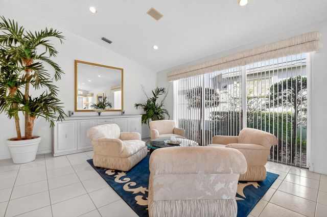 4477 Kensington Park Way, Lake Worth, FL 33449