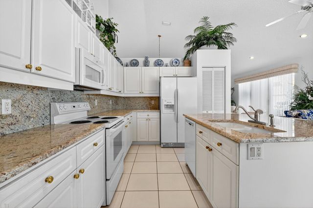 4477 Kensington Park Way, Lake Worth, FL 33449