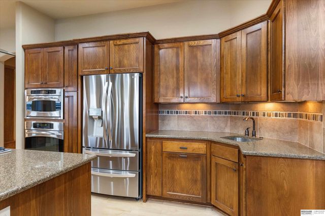 612 S 249th Circle, Waterloo, NE 68069