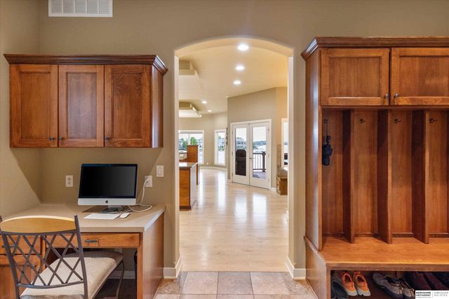 612 S 249th Circle, Waterloo, NE 68069