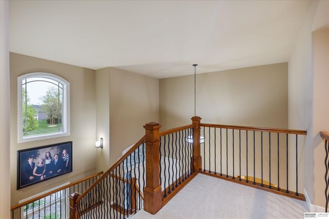 612 S 249th Circle, Waterloo, NE 68069