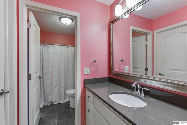 612 S 249th Circle, Waterloo, NE 68069