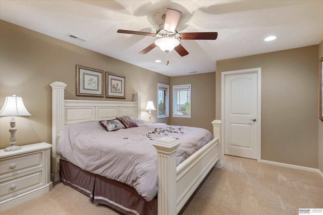 612 S 249th Circle, Waterloo, NE 68069