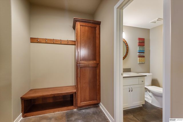 612 S 249th Circle, Waterloo, NE 68069