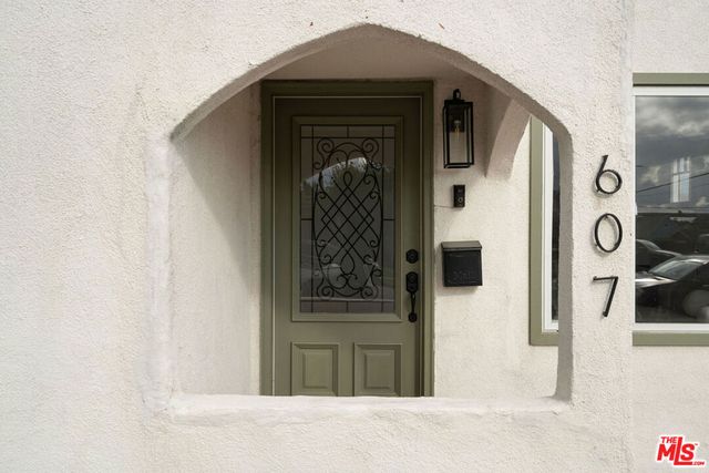 607 W 111th Place, Los Angeles, CA 90044