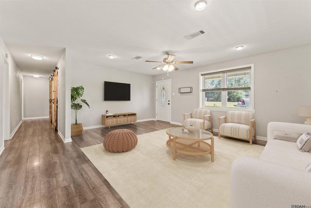 45489 Stringer Bridge Rd, St Amant, LA 70774