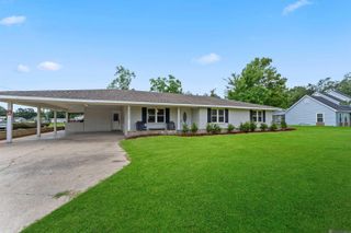 45489 Stringer Bridge Rd, St Amant, LA 70774