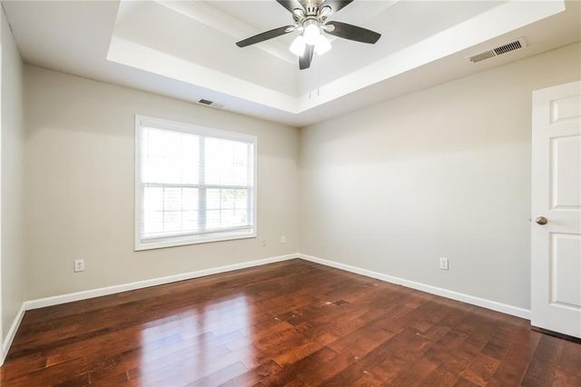 3352 Summit Creek Lane, Loganville, GA 30052