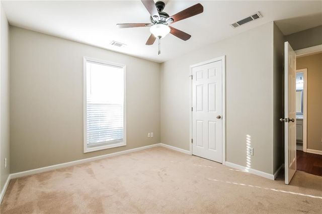 3352 Summit Creek Lane, Loganville, GA 30052