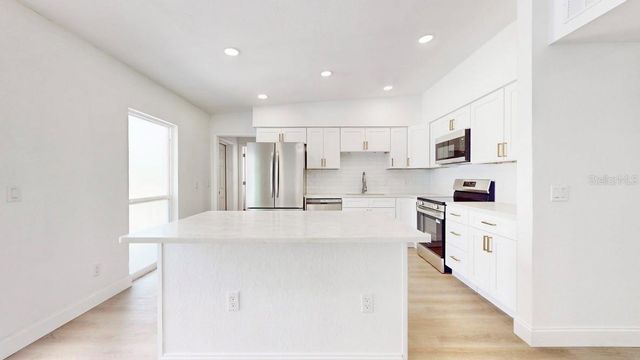 2305 NEW JERSEY ROAD, Lakeland, FL 33803