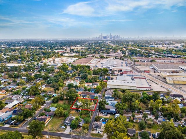 7014 & 7018 Finn Street, Houston, TX 77022
