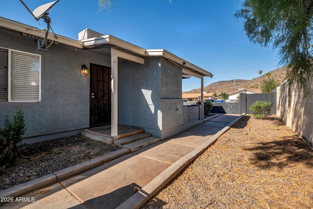 1133 W NORTH Lane, Phoenix, AZ 85021