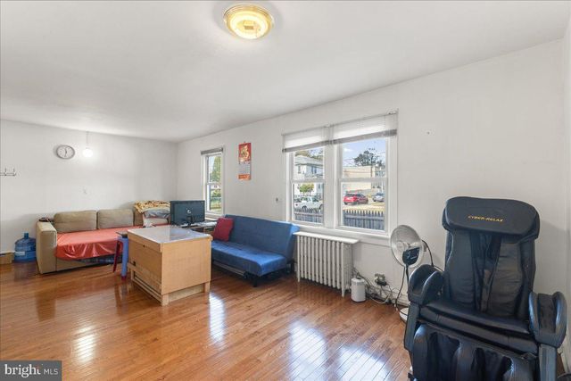 2240 40TH ST, Pennsauken, NJ 08110