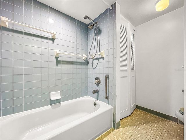 830 S GULFVIEW BOULEVARD 305, Clearwater Beach, FL 33767