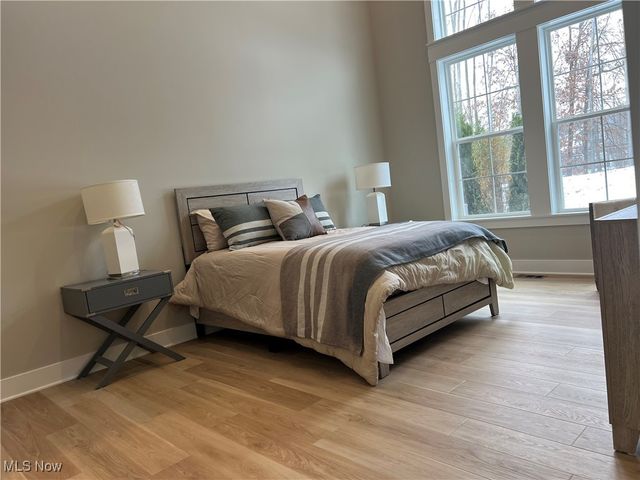 510 Port Side Drive, Avon Lake, OH 44012