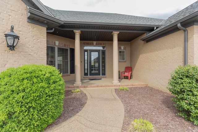 2848 Thornhill Drive, Evansville, IN 47725