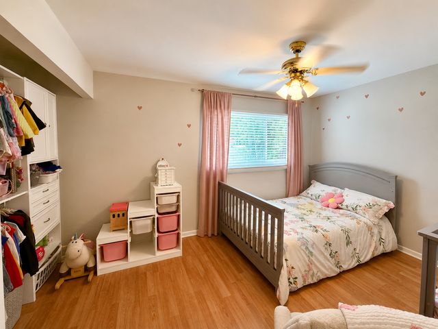 2302 ALGONQUIN Road 9, Rolling Meadows, IL 60008