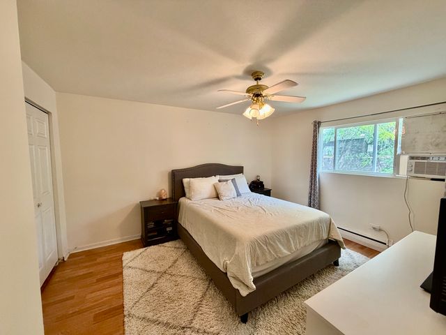 2302 ALGONQUIN Road 9, Rolling Meadows, IL 60008