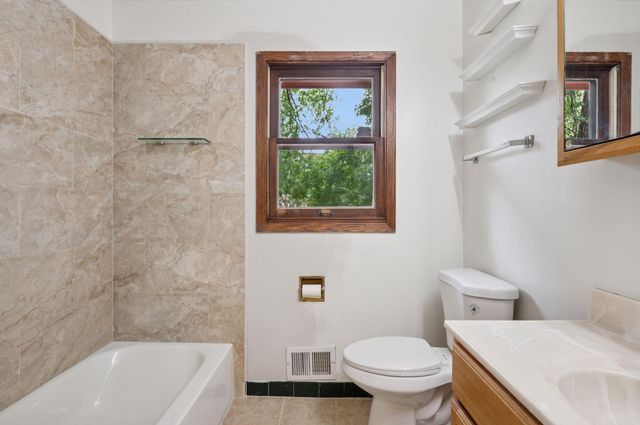 1214 Penn Avenue N, Minneapolis, MN 55411