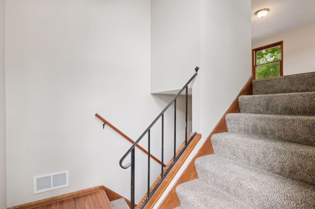 1214 Penn Avenue N, Minneapolis, MN 55411