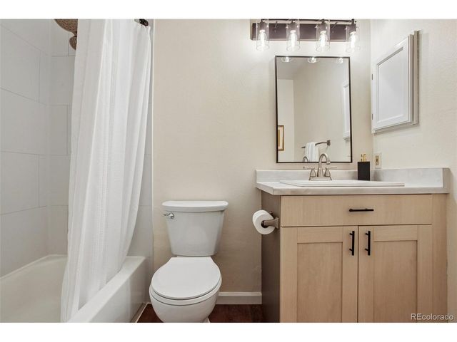 8749 W Cornell Ave 13, Lakewood, CO 80227