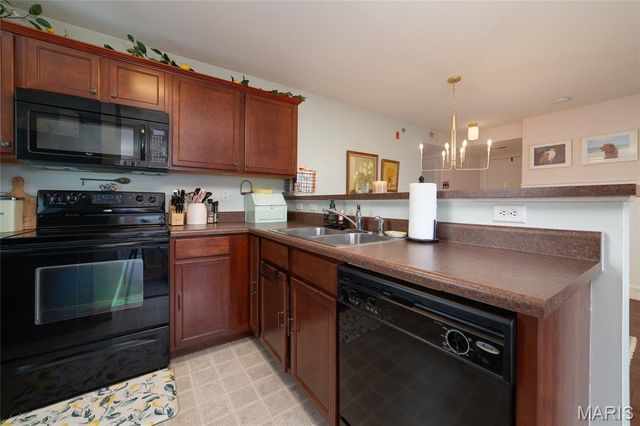 4101 Spring River Drive 1B, O'fallon, MO 63368