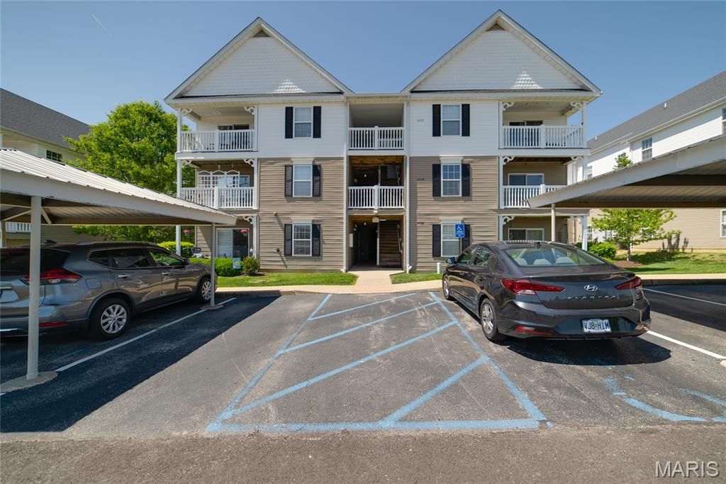 4101 Spring River Drive 1B, O'fallon, MO 63368