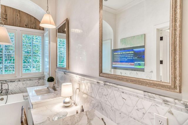 29 W Yacht Pond Lane, Watersound, FL 32461