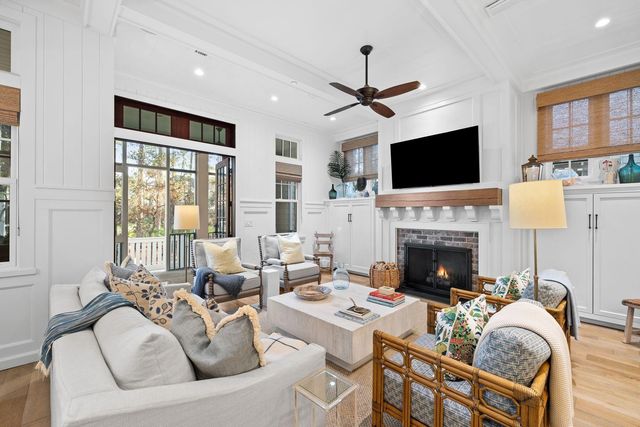 29 W Yacht Pond Lane, Watersound, FL 32461