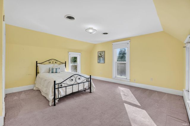 1138 M Street, Bedford, IN 47421