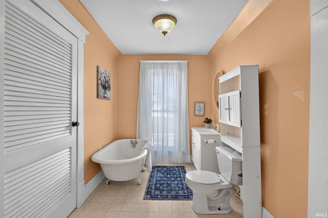 1138 M Street, Bedford, IN 47421