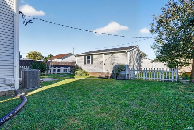 1138 M Street, Bedford, IN 47421