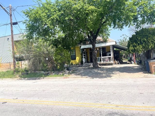 2904 E 2nd ST, Austin, TX 78702