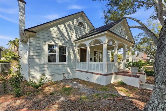 141 15TH AVENUE N, St Petersburg, FL 33704