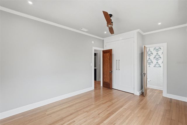 141 15TH AVENUE N, St Petersburg, FL 33704