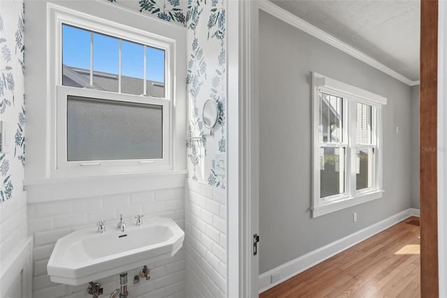 141 15TH AVENUE N, St Petersburg, FL 33704