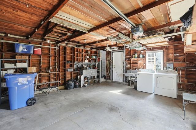 141 15TH AVENUE N, St Petersburg, FL 33704