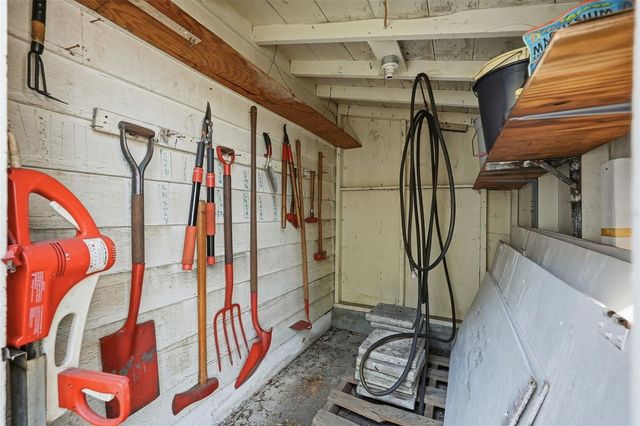 141 15TH AVENUE N, St Petersburg, FL 33704