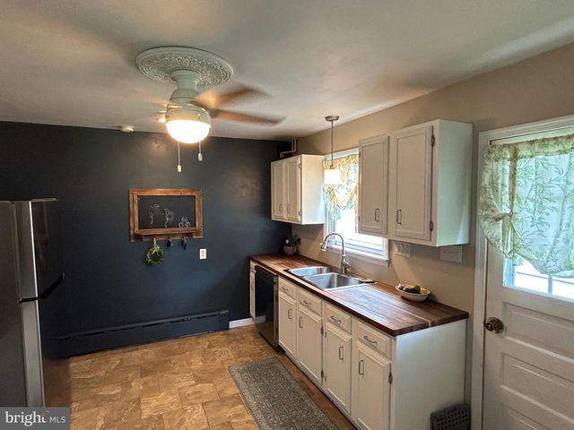 420 NORTH, Lykens, PA 17048