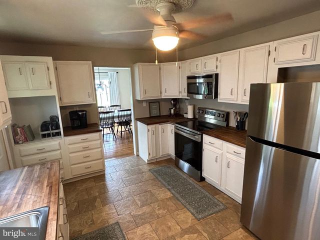 420 NORTH, Lykens, PA 17048