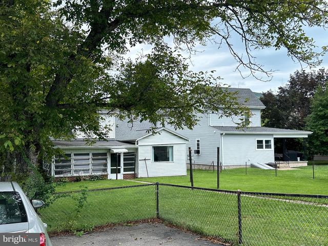 420 NORTH, Lykens, PA 17048