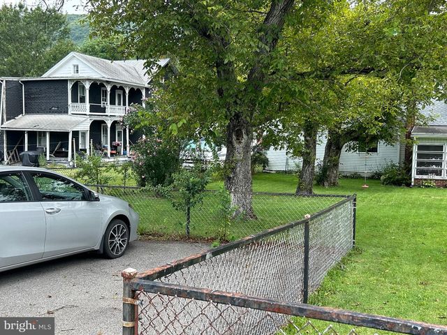 420 NORTH, Lykens, PA 17048