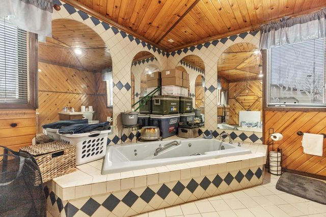 1314 S 10th STREET, Manitowoc, WI 54220