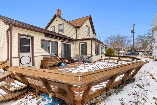 1314 S 10th STREET, Manitowoc, WI 54220