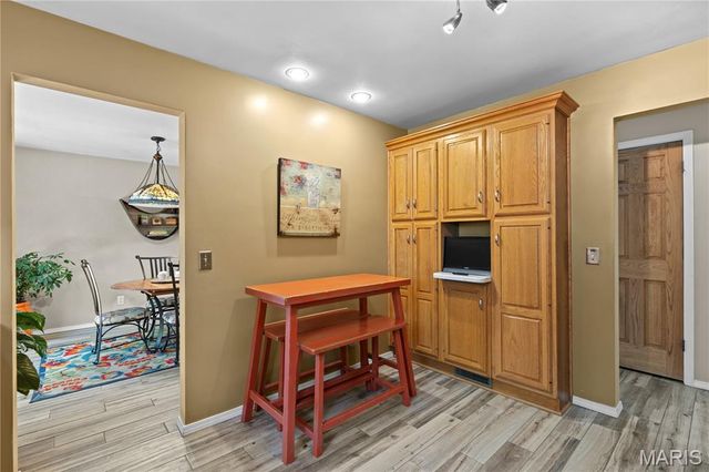 2362 Briarcliff Drive, Alton, IL 62002