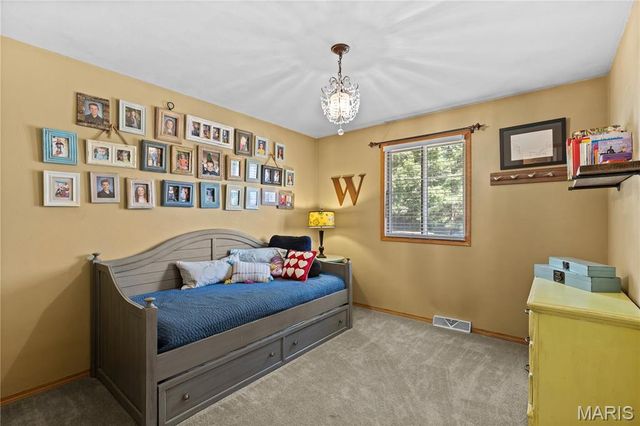 2362 Briarcliff Drive, Alton, IL 62002