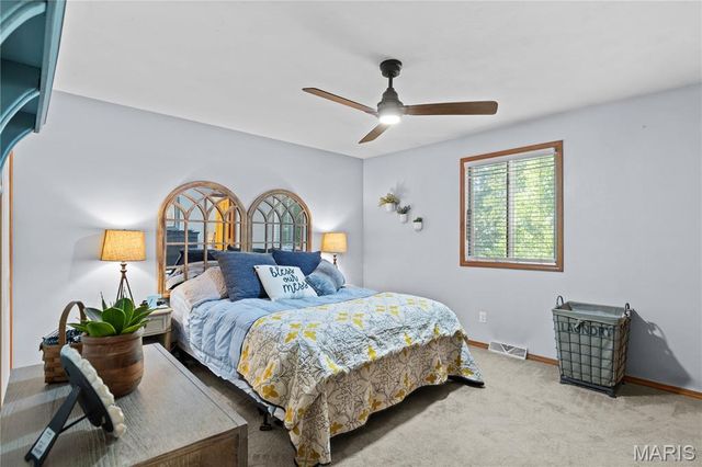 2362 Briarcliff Drive, Alton, IL 62002